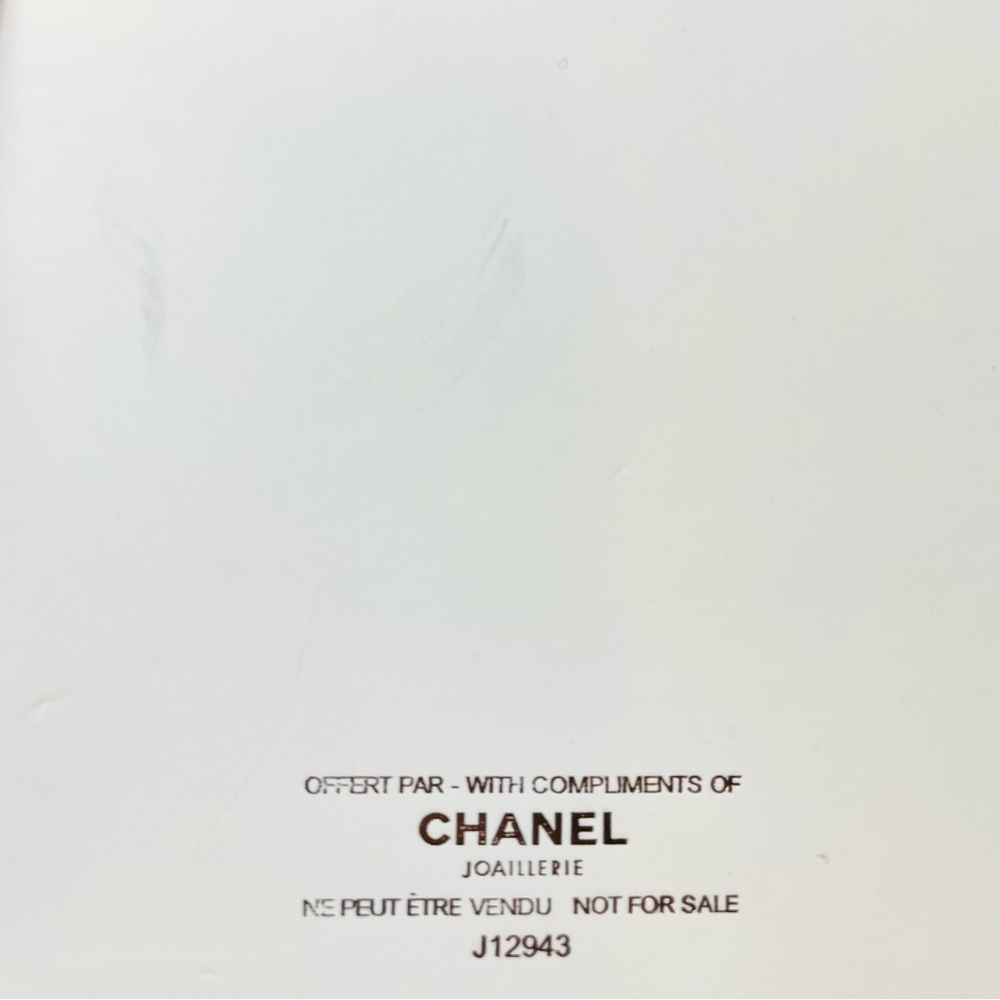 Chanel Coco Crush Black with Gold Accents Smartphone Holder Novelty Crossbody - Picture 8 of 8